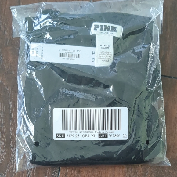 New Victoria Secret Tank Top XL - Picture 4 of 5